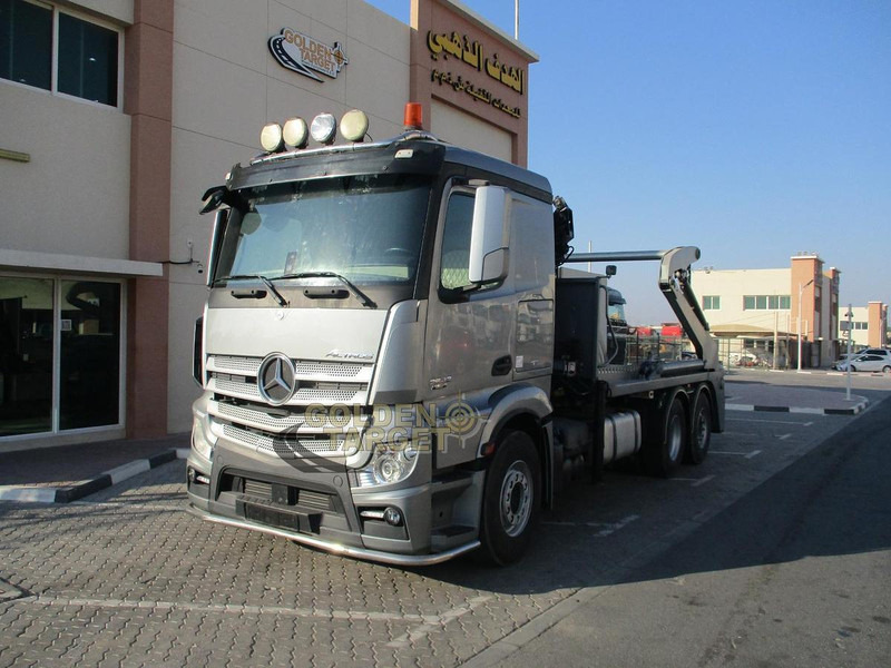 Mercedes-Benz 2642 6×2 Double Skip Loader with HIAB Crane - Натоварувач: слика 1 Mercedes-Benz 2642 6×2 Double Skip Loader with HIAB Crane - Натоварувач: слика 1