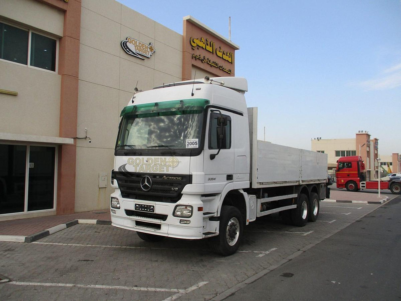 Mercedes-Benz Actros 3354 - Шасијска полуприколка: слика 2 Mercedes-Benz Actros 3354 - Шасијска полуприколка: слика 2