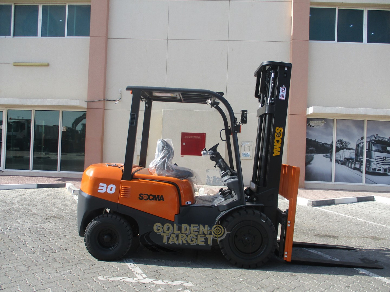 SOCMA HNF-30 Forklift - Дизел вилушкар: слика 5 SOCMA HNF-30 Forklift - Дизел вилушкар: слика 5