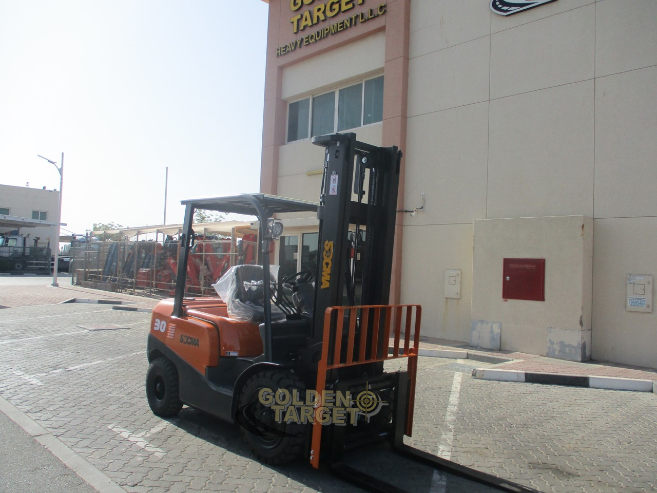 SOCMA HNF-30 Forklift - Дизел вилушкар: слика 1 SOCMA HNF-30 Forklift - Дизел вилушкар: слика 1