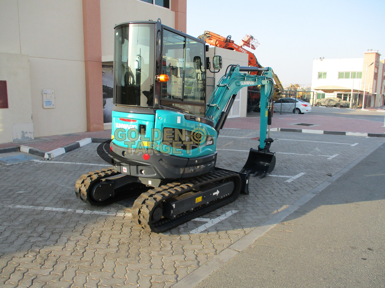 SUNWARD SWE25UF Mini Hydraulic Excavator - Мини багер: слика 3 SUNWARD SWE25UF Mini Hydraulic Excavator - Мини багер: слика 3