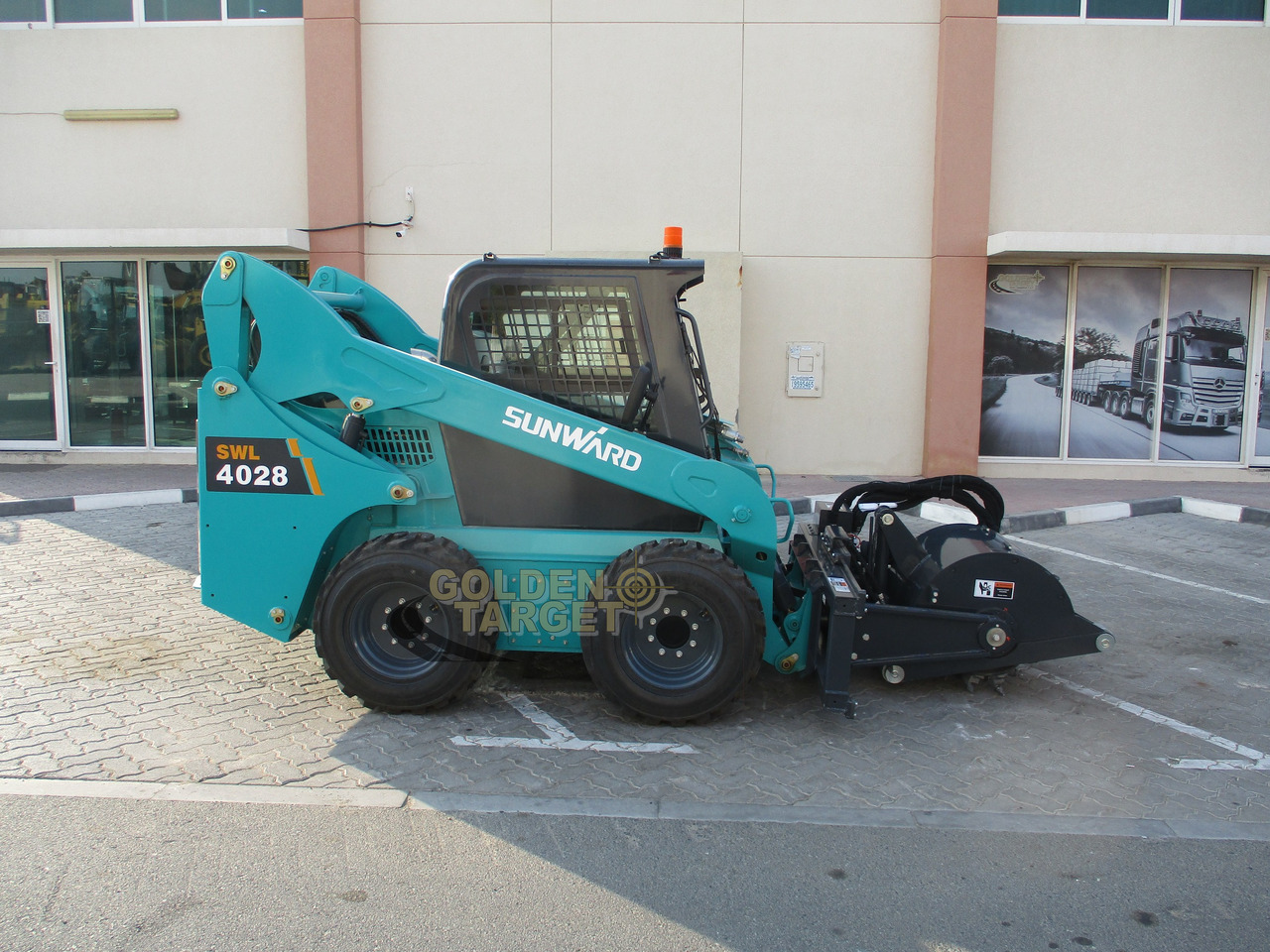 SUNWARD SWL 4028 Skid Steer Milling Machine - Компактен натоварувач: слика 2 SUNWARD SWL 4028 Skid Steer Milling Machine - Компактен натоварувач: слика 2