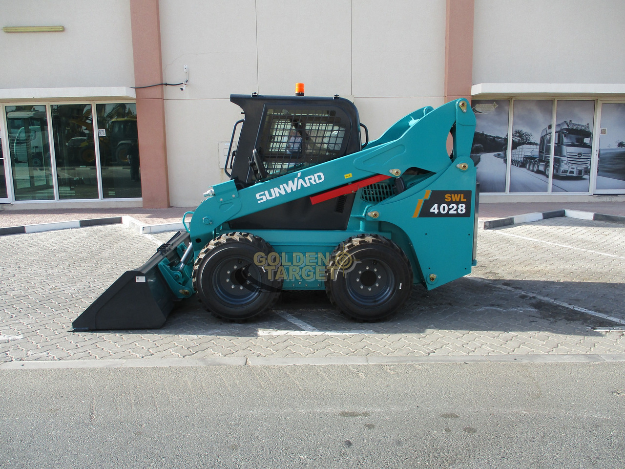 Нов Компактен натоварувач SUNWARD SWL4028 Skid Steer Loader: слика 6
