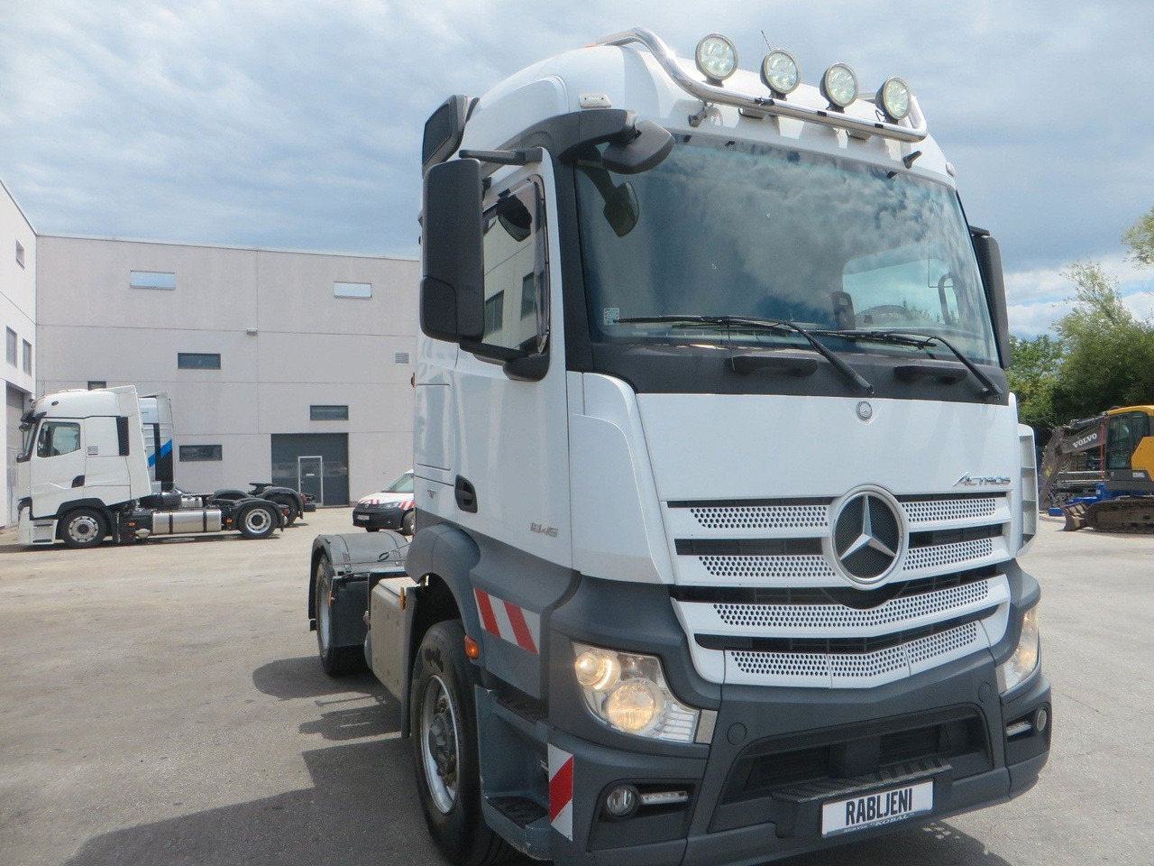 Mercedes-Benz Actros 1845 LS Retarder Hydraulic - Камион влекач: слика 2 Mercedes-Benz Actros 1845 LS Retarder Hydraulic - Камион влекач: слика 2