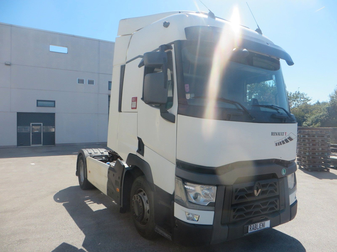 Renault T460 SC 4x2Tractor - Камион влекач: слика 2 Renault T460 SC 4x2Tractor - Камион влекач: слика 2