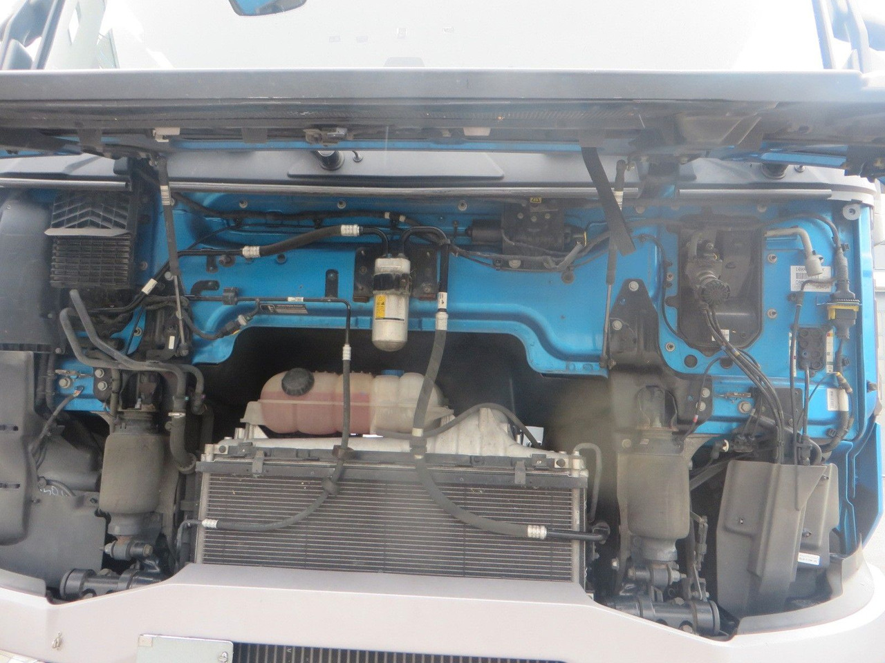 Лизинг на  Renault T480 HSC 4x2Tractor Renault T480 HSC 4x2Tractor: слика 12