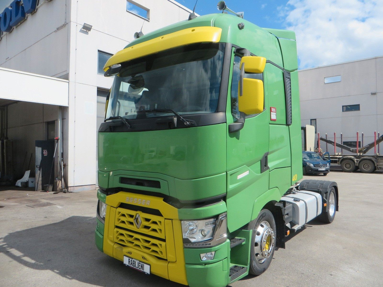 Renault T520 HSC 4x2Tractor mega Retarder PeterPan - Камион влекач: слика 1 Renault T520 HSC 4x2Tractor mega Retarder PeterPan - Камион влекач: слика 1