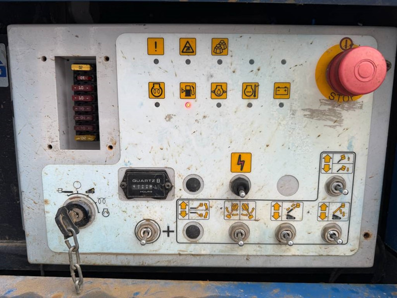 Aichi SR 12 B - Телескопска платформа: слика 5 Aichi SR 12 B - Телескопска платформа: слика 5