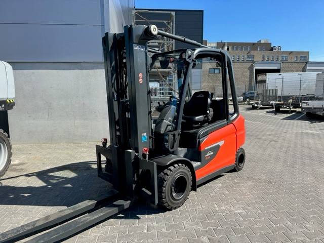 Linde E35L - Електричен вилушкар: слика 1 Linde E35L - Електричен вилушкар: слика 1