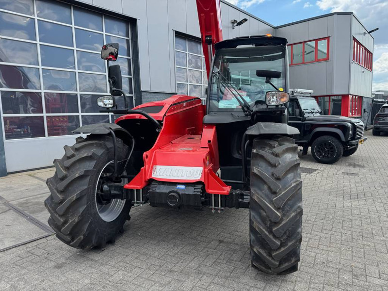 Manitou MT 935 - Телескопски ракувач: слика 5 Manitou MT 935 - Телескопски ракувач: слика 5