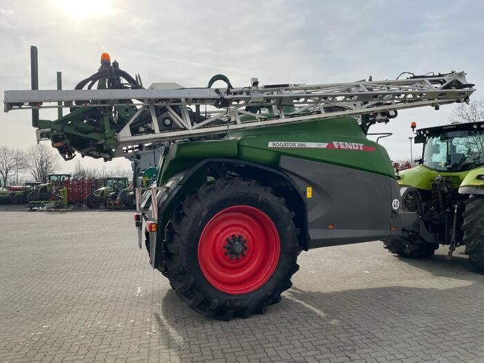 Fendt Rogator 366 - Стазен распрскувач: слика 2 Fendt Rogator 366 - Стазен распрскувач: слика 2