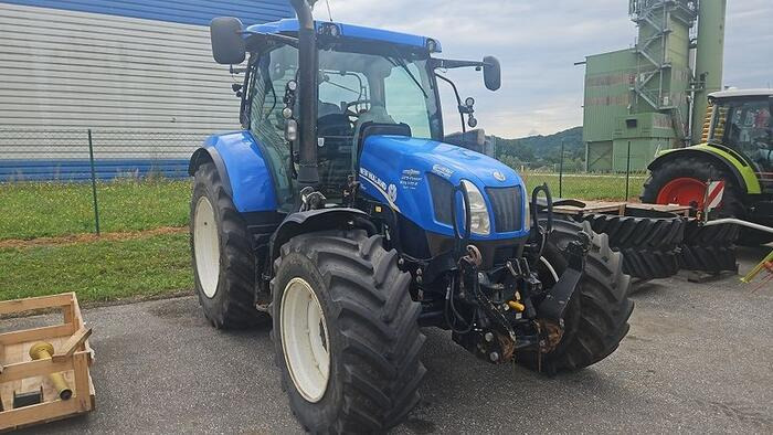 New Holland T6.160 Auto Command - Трактор: слика 2 New Holland T6.160 Auto Command - Трактор: слика 2