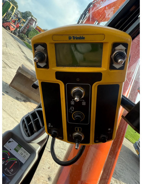 Hitachi Zaxis ZX 210- LC 5B Rupskraan - Багер гасеничар: слика 5 Hitachi Zaxis ZX 210- LC 5B Rupskraan - Багер гасеничар: слика 5