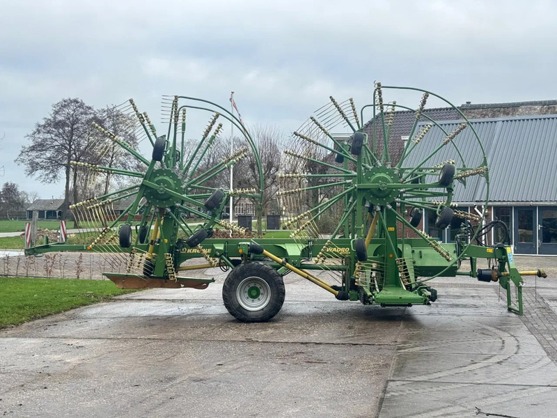 Krone Krone Swadro 1400 plus 4 rotorhark zwiller - Превртувач и гребло: слика 3 Krone Krone Swadro 1400 plus 4 rotorhark zwiller - Превртувач и гребло: слика 3