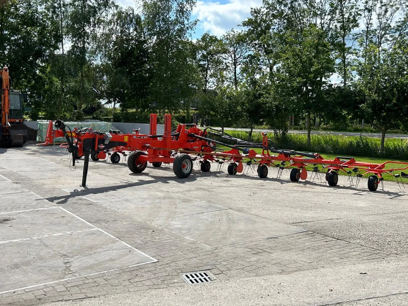 Kuhn GF 13012 Schudder getrokken - Превртувач и гребло: слика 1 Kuhn GF 13012 Schudder getrokken - Превртувач и гребло: слика 1
