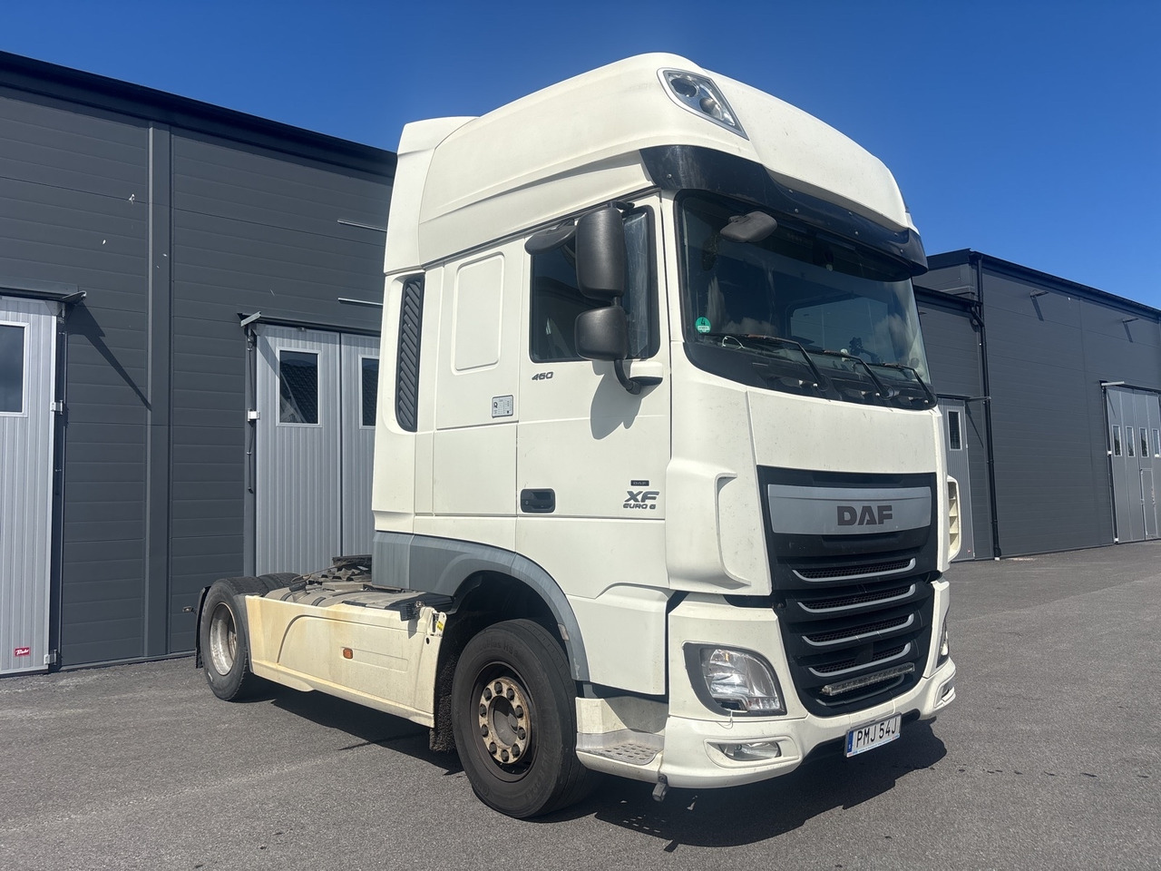 Dragbil DAF XF 460 FT 4x2 -2016 - Камион влекач: слика 1 Dragbil DAF XF 460 FT 4x2 -2016 - Камион влекач: слика 1