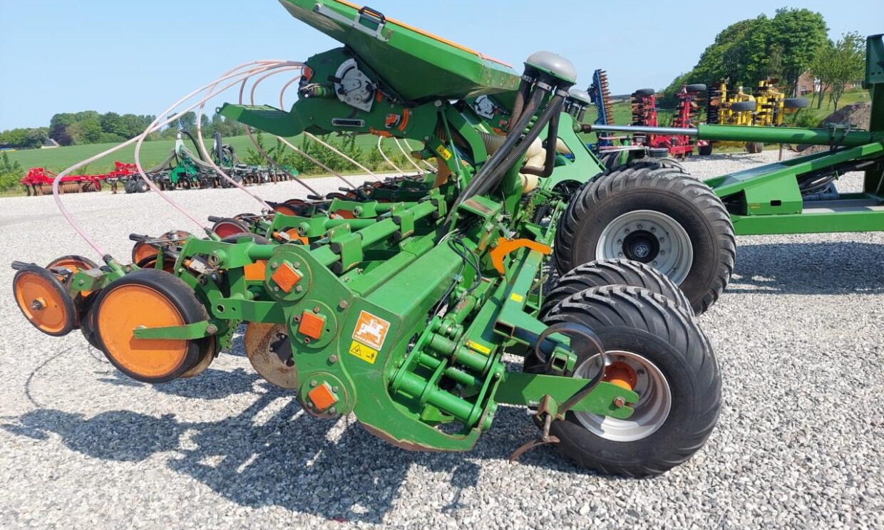 Прецизна машина за сеење Amazone EDX 9000-T - 12 rækket: слика 9