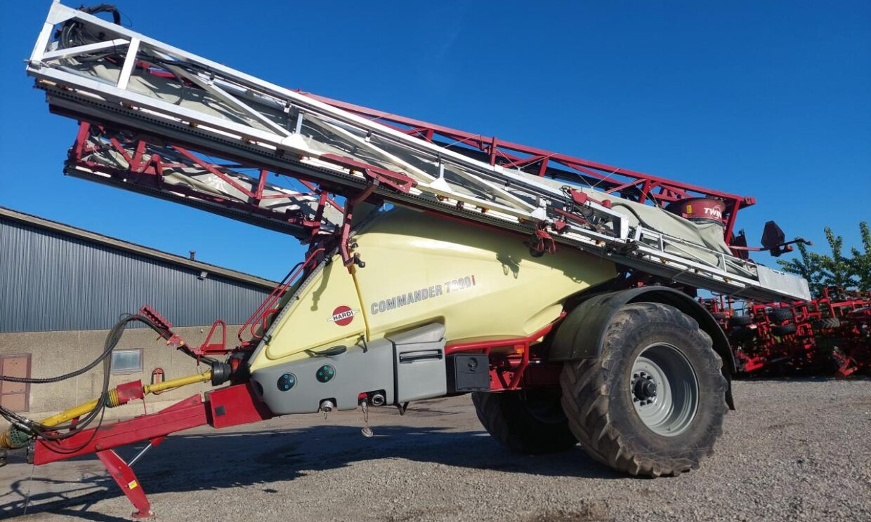 Hardi Commander 7000i - 36 m Twin - Стазен распрскувач: слика 2 Hardi Commander 7000i - 36 m Twin - Стазен распрскувач: слика 2