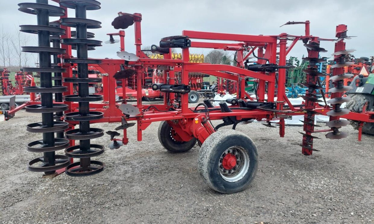 Horsch Terrano 4 MT - Ситнач: слика 1 Horsch Terrano 4 MT - Ситнач: слика 1