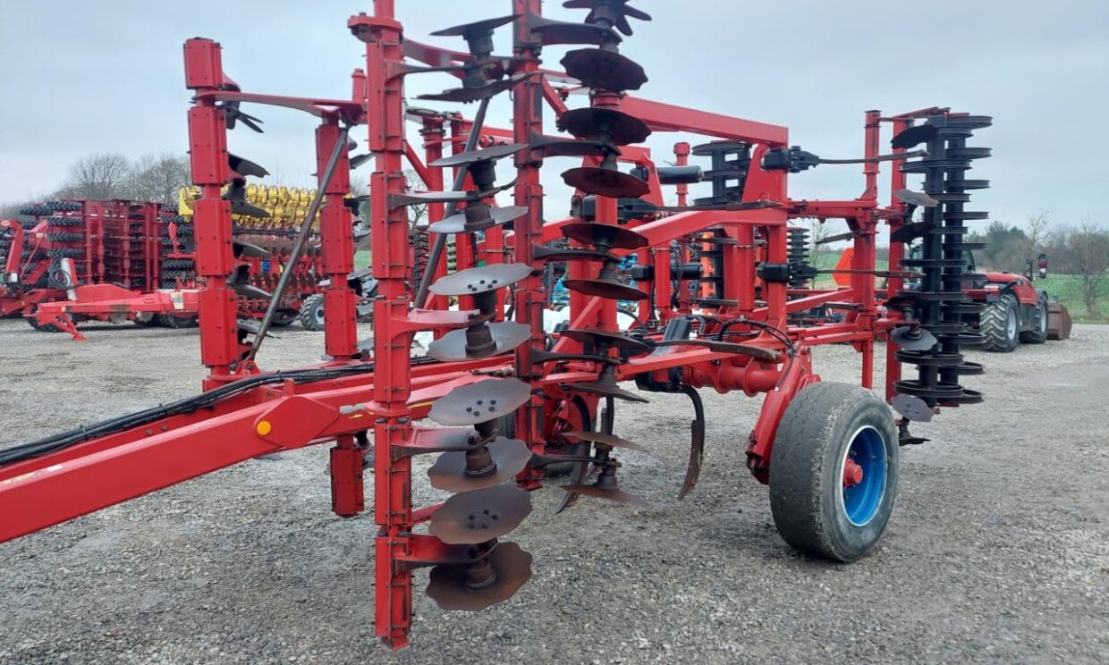 Horsch Terrano 4 MT - Ситнач: слика 5 Horsch Terrano 4 MT - Ситнач: слика 5