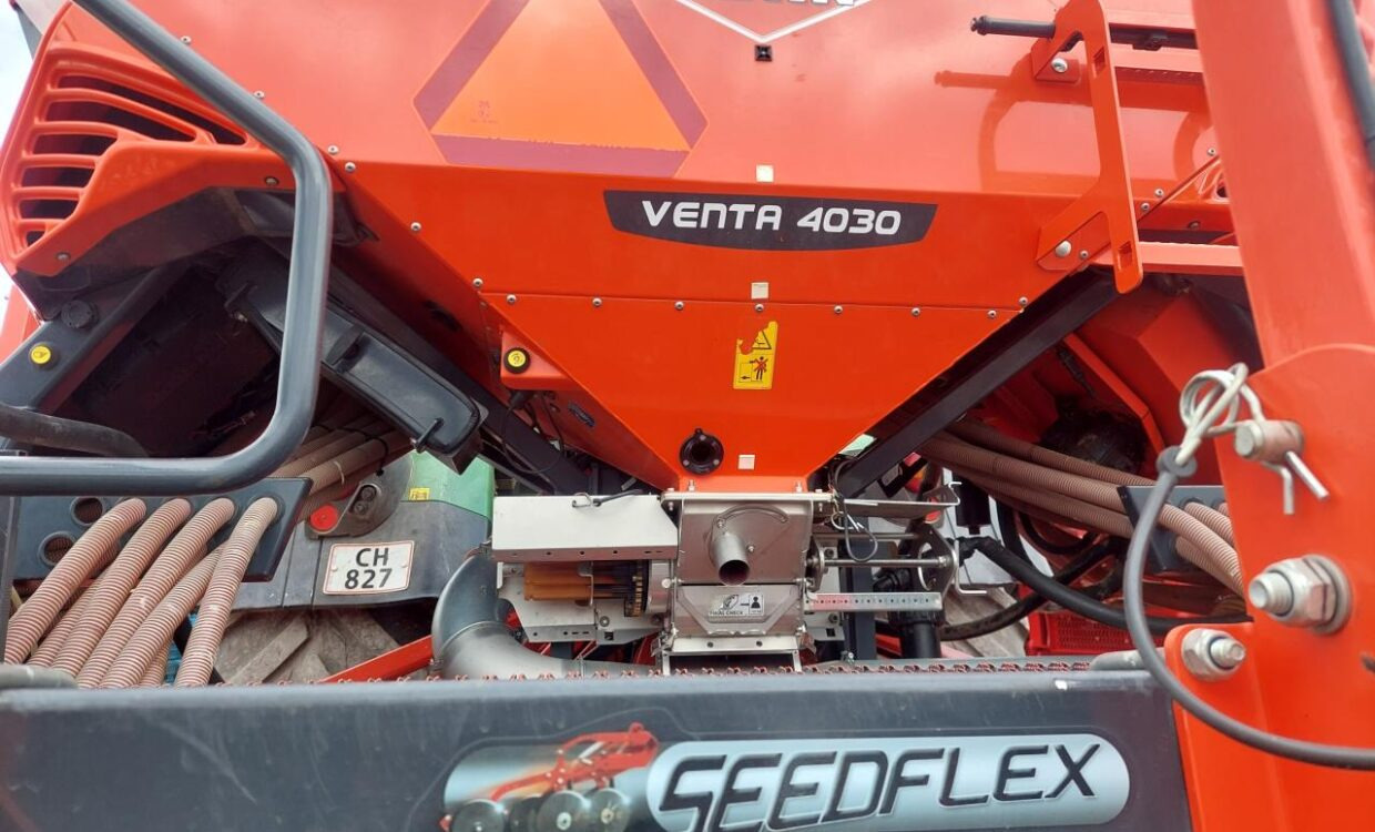 Kuhn Kuhn Venta 4030 / HR 4004 - Комбајнска семенска дупчалка: слика 5 Kuhn Kuhn Venta 4030 / HR 4004 - Комбајнска семенска дупчалка: слика 5