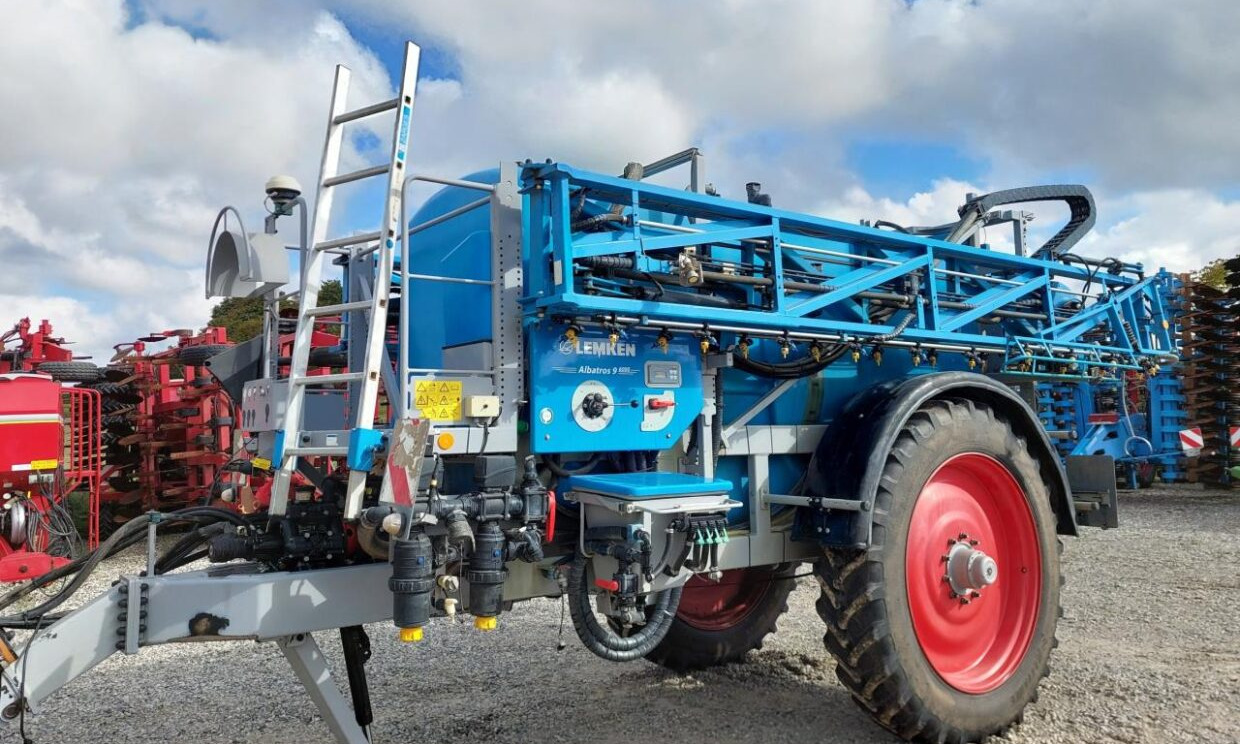 Lemken ALBATROS 9 6000 L med GPS - Стазен распрскувач: слика 2 Lemken ALBATROS 9 6000 L med GPS - Стазен распрскувач: слика 2