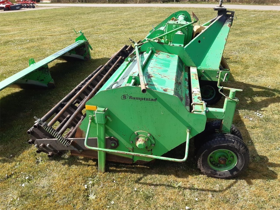 Rumptstad
RSF 2000 - Тракторска фреза: слика 2 Rumptstad
RSF 2000 - Тракторска фреза: слика 2