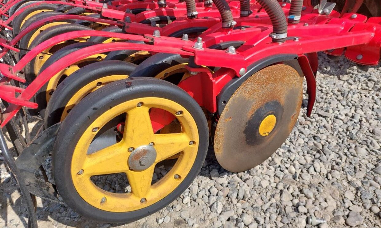 Väderstad Spirit 600 C med Biodrill 360 - Семенска дупчалка: слика 5 Väderstad Spirit 600 C med Biodrill 360 - Семенска дупчалка: слика 5