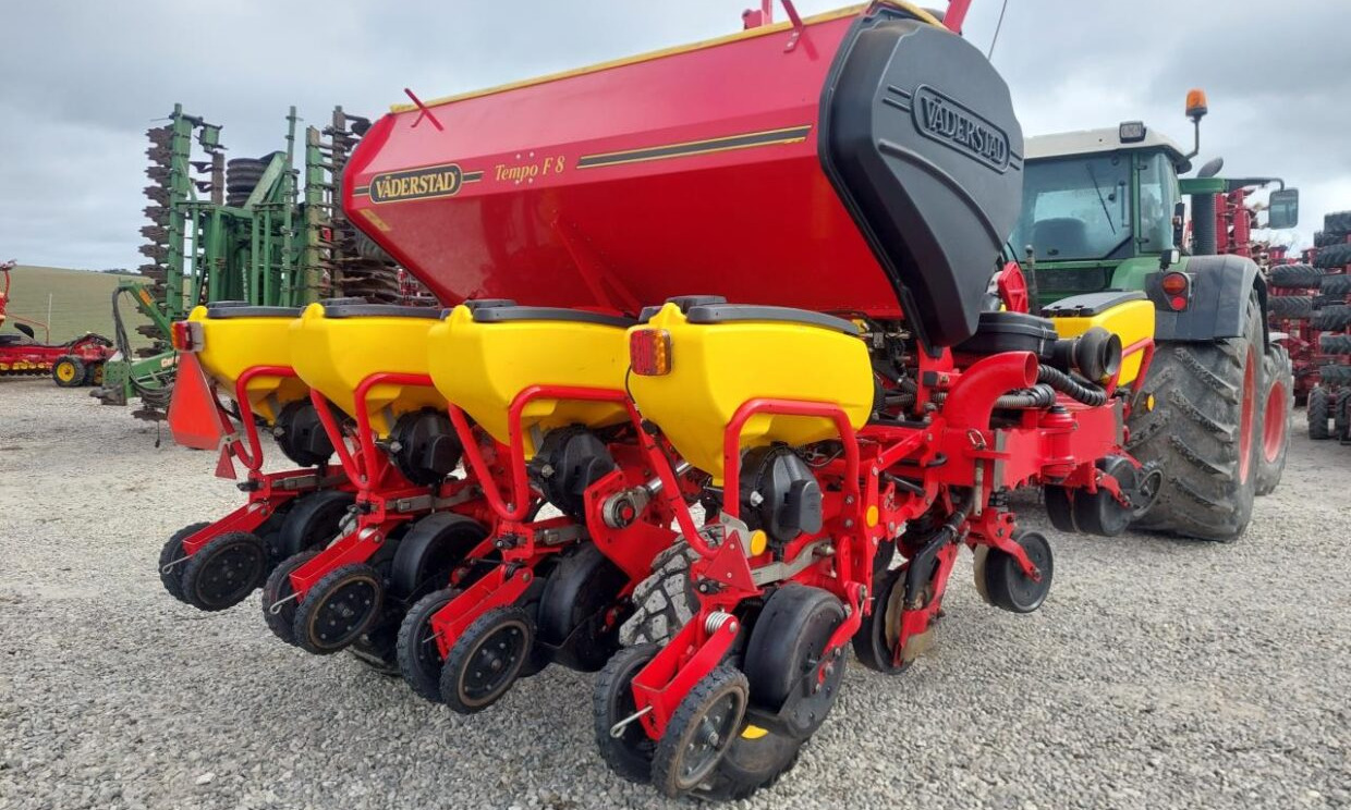 Väderstad Tempo 8 F med E-service - Прецизна машина за сеење: слика 2 Väderstad Tempo 8 F med E-service - Прецизна машина за сеење: слика 2