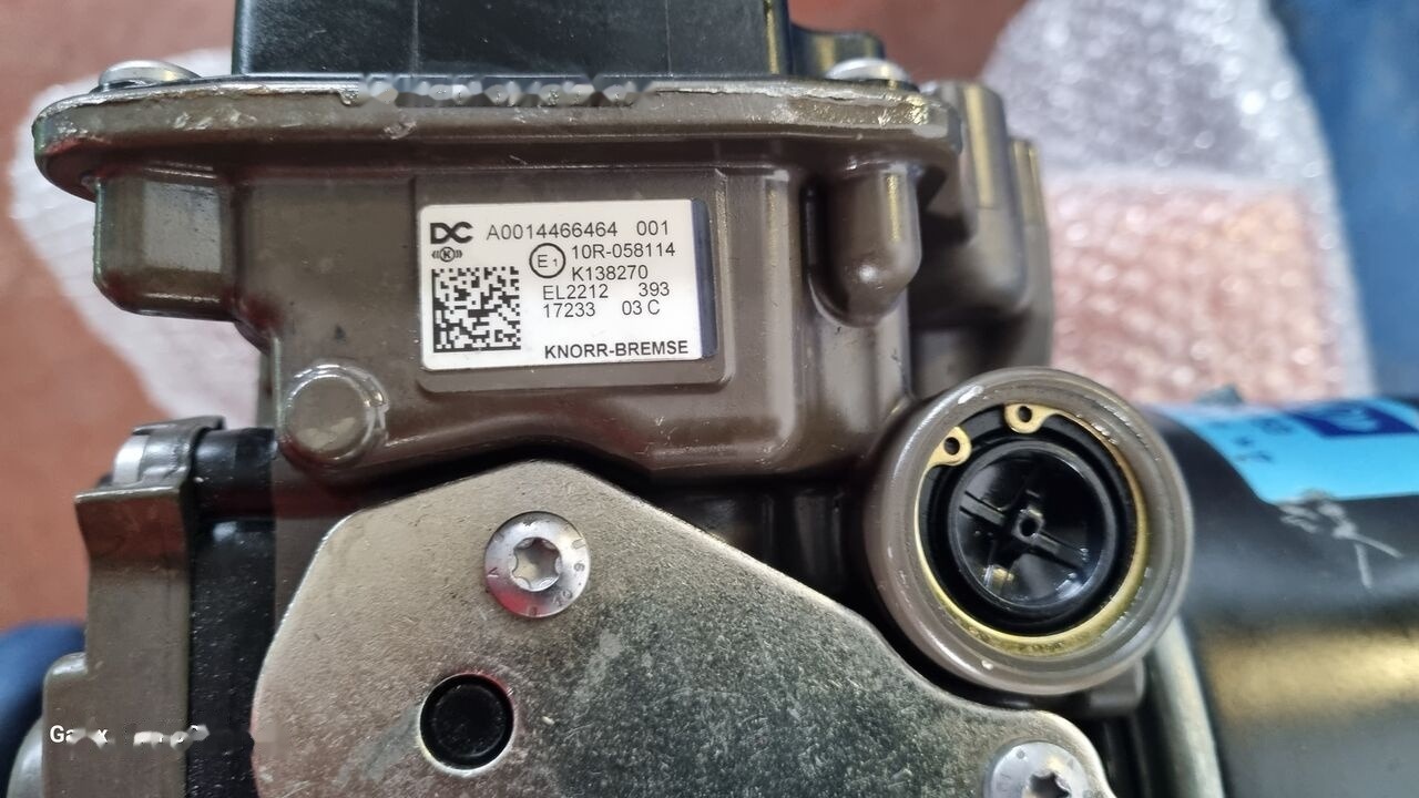 Knorr-Bremse AIR DRYER UNIT EAPU K138270 Mercedes-Benz ACTROS MP4 EURO 6 - Единица за контрола за Камион: слика 2 Knorr-Bremse AIR DRYER UNIT EAPU K138270 Mercedes-Benz ACTROS MP4 EURO 6 - Единица за контрола за Камион: слика 2