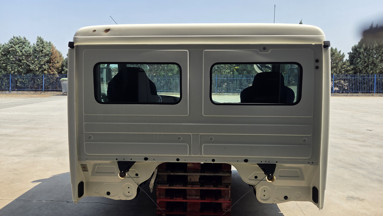 MERCEDES ACTROS MP3 MEDIUM - Кабина: слика 3 MERCEDES ACTROS MP3 MEDIUM - Кабина: слика 3