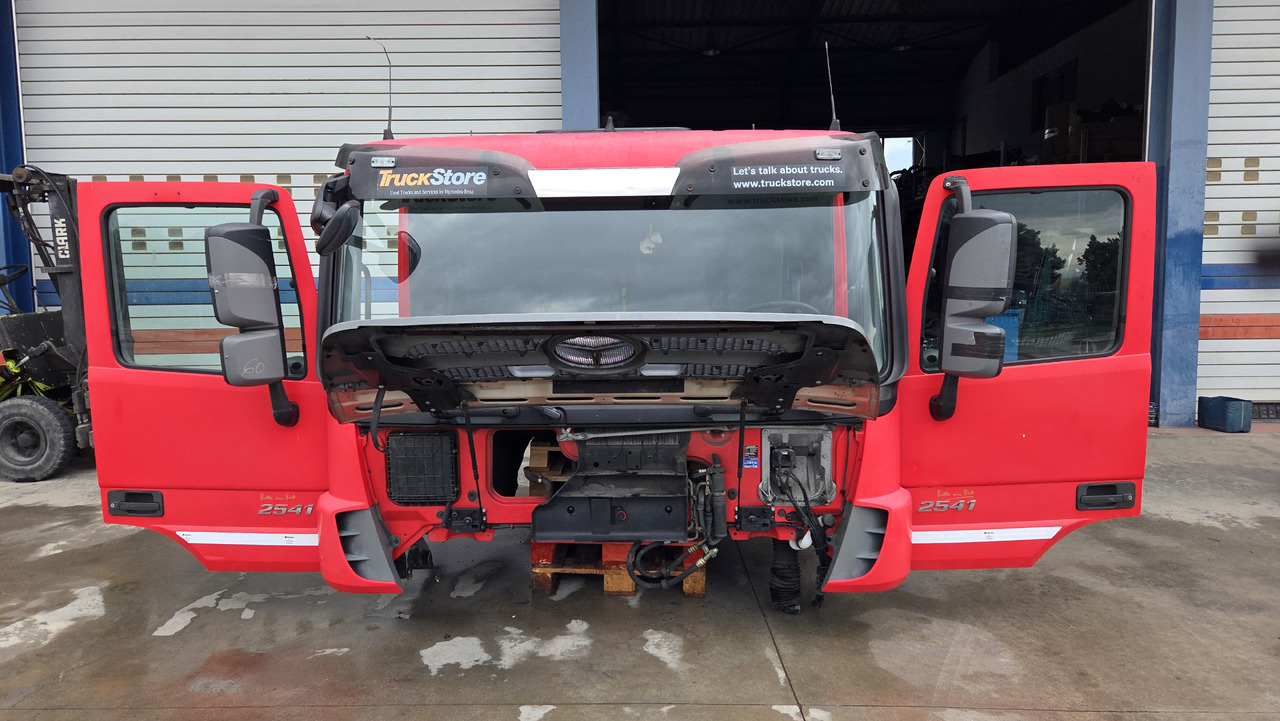 MERCEDES-BENZ CABIN ACTROS MP3 MEDIUM - Кабина за Камион: слика 5 MERCEDES-BENZ CABIN ACTROS MP3 MEDIUM - Кабина за Камион: слика 5