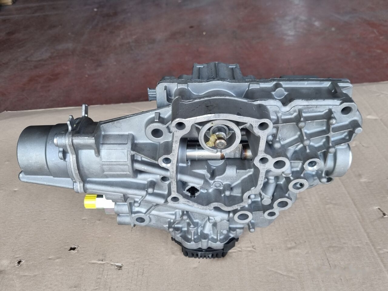 WABCO SHIFTING CYLINDER Mercedes-Benz ACTROS MP4 EURO 6 - Рачка за менувач за Камион: слика 2 WABCO SHIFTING CYLINDER Mercedes-Benz ACTROS MP4 EURO 6 - Рачка за менувач за Камион: слика 2