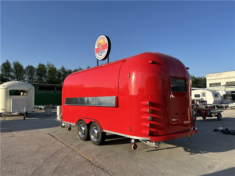 Burger Van Smash Burger Trailer |Handcrafted Burgers & Fries Food Truck - Приколка за продажба на добра: слика 3 Burger Van Smash Burger Trailer |Handcrafted Burgers & Fries Food Truck - Приколка за продажба на добра: слика 3