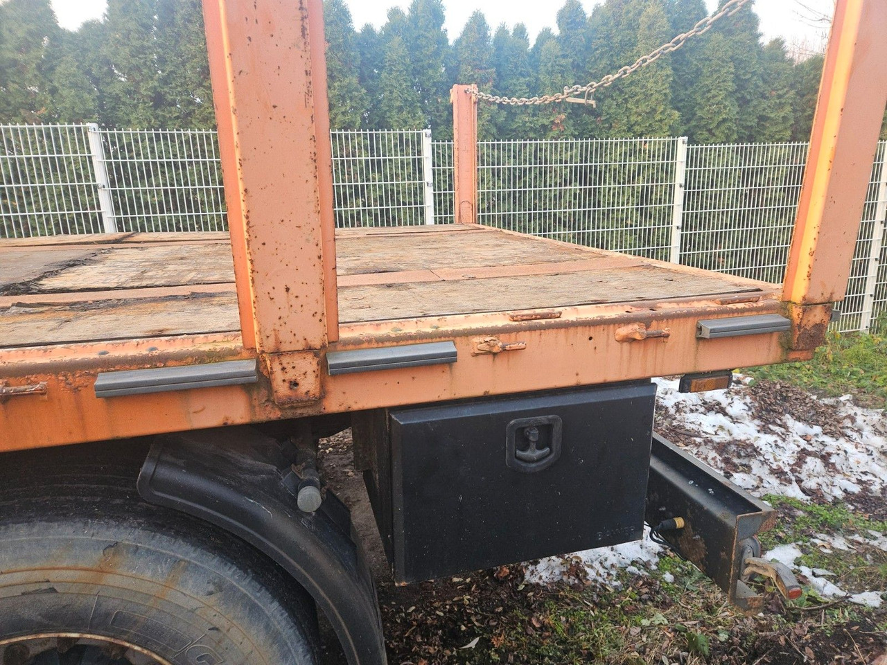 HKM L24/100E Plattformanhänger Rungen Blattfederung - Приколка платформа: слика 4 HKM L24/100E Plattformanhänger Rungen Blattfederung - Приколка платформа: слика 4