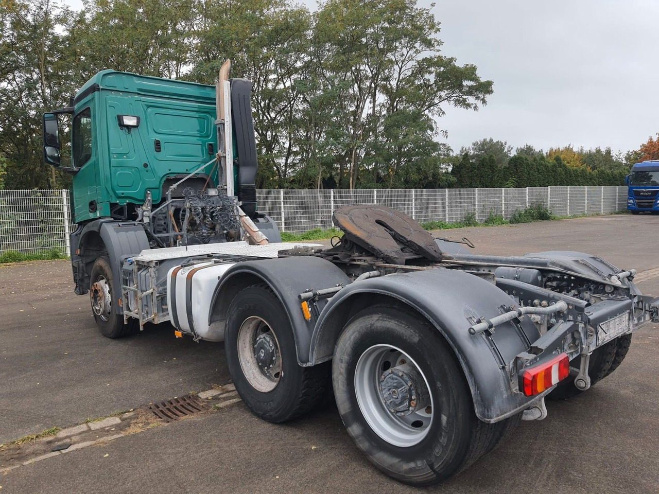 Mercedes-Benz Arocs 3345 6x4 Schwerlast 66t zul ZGG - Камион влекач: слика 4 Mercedes-Benz Arocs 3345 6x4 Schwerlast 66t zul ZGG - Камион влекач: слика 4