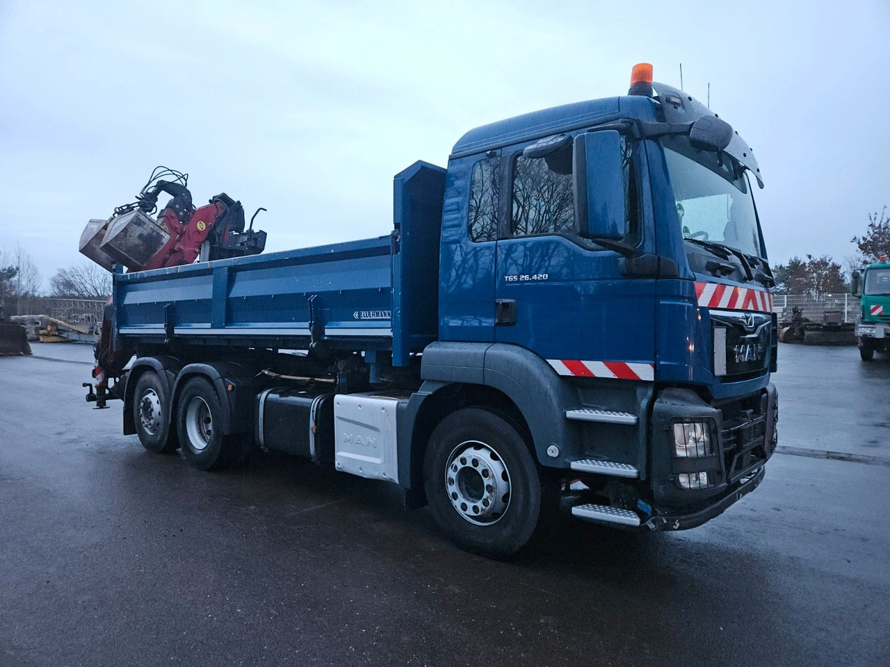 MAN TGS 26.420 6x2 Kipper / Bordmatik links+rechts - Кипер, Камион со кран: слика 2 MAN TGS 26.420 6x2 Kipper / Bordmatik links+rechts - Кипер, Камион со кран: слика 2