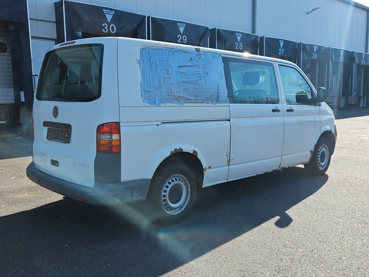 Volkswagen T5 9 Sitzer lang - Патничко комбе: слика 3 Volkswagen T5 9 Sitzer lang - Патничко комбе: слика 3