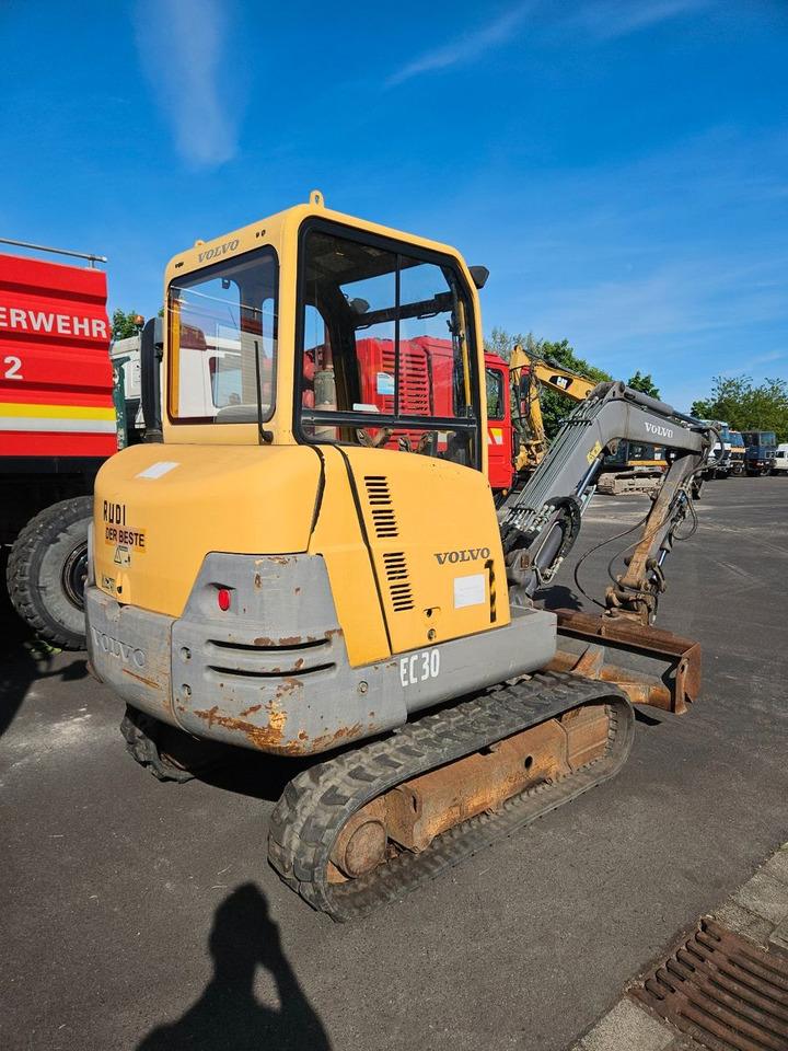 Volvo EC30 - Мини багер: слика 5 Volvo EC30 - Мини багер: слика 5