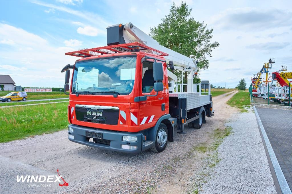 Ruthmann T 300 - Камион со подигачка кошница: слика 1 Ruthmann T 300 - Камион со подигачка кошница: слика 1