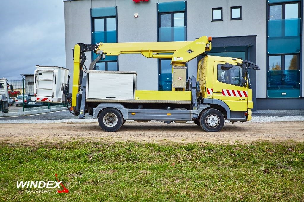 VERSALIFT VT 51 NF - Камион со подигачка кошница: слика 2 VERSALIFT VT 51 NF - Камион со подигачка кошница: слика 2
