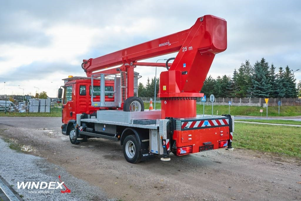 Wumag WT 250 - Камион со подигачка кошница: слика 5 Wumag WT 250 - Камион со подигачка кошница: слика 5