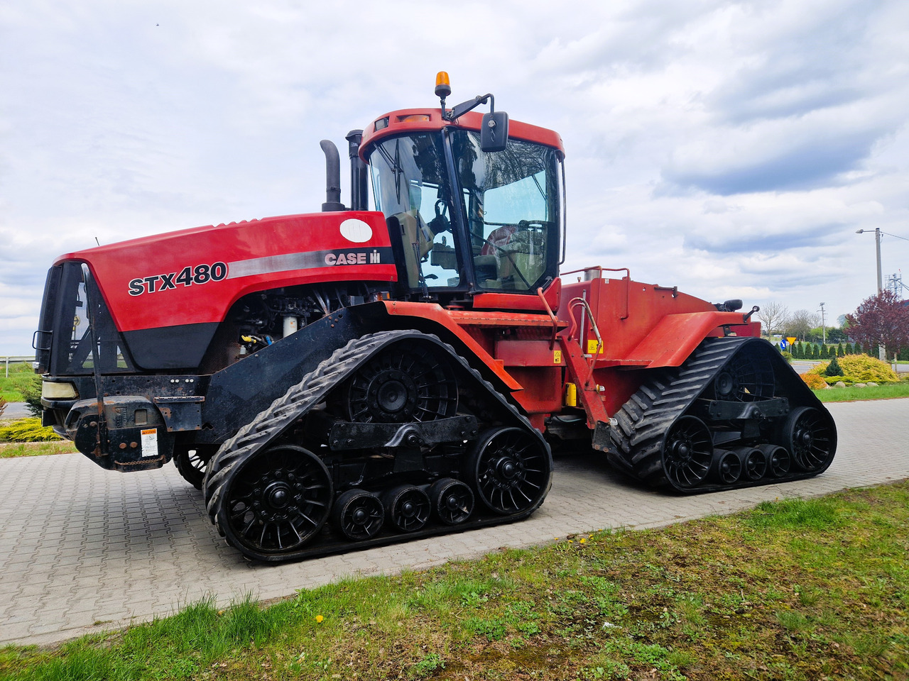 CASE 480 - Трактор со гасеници: слика 5 CASE 480 - Трактор со гасеници: слика 5