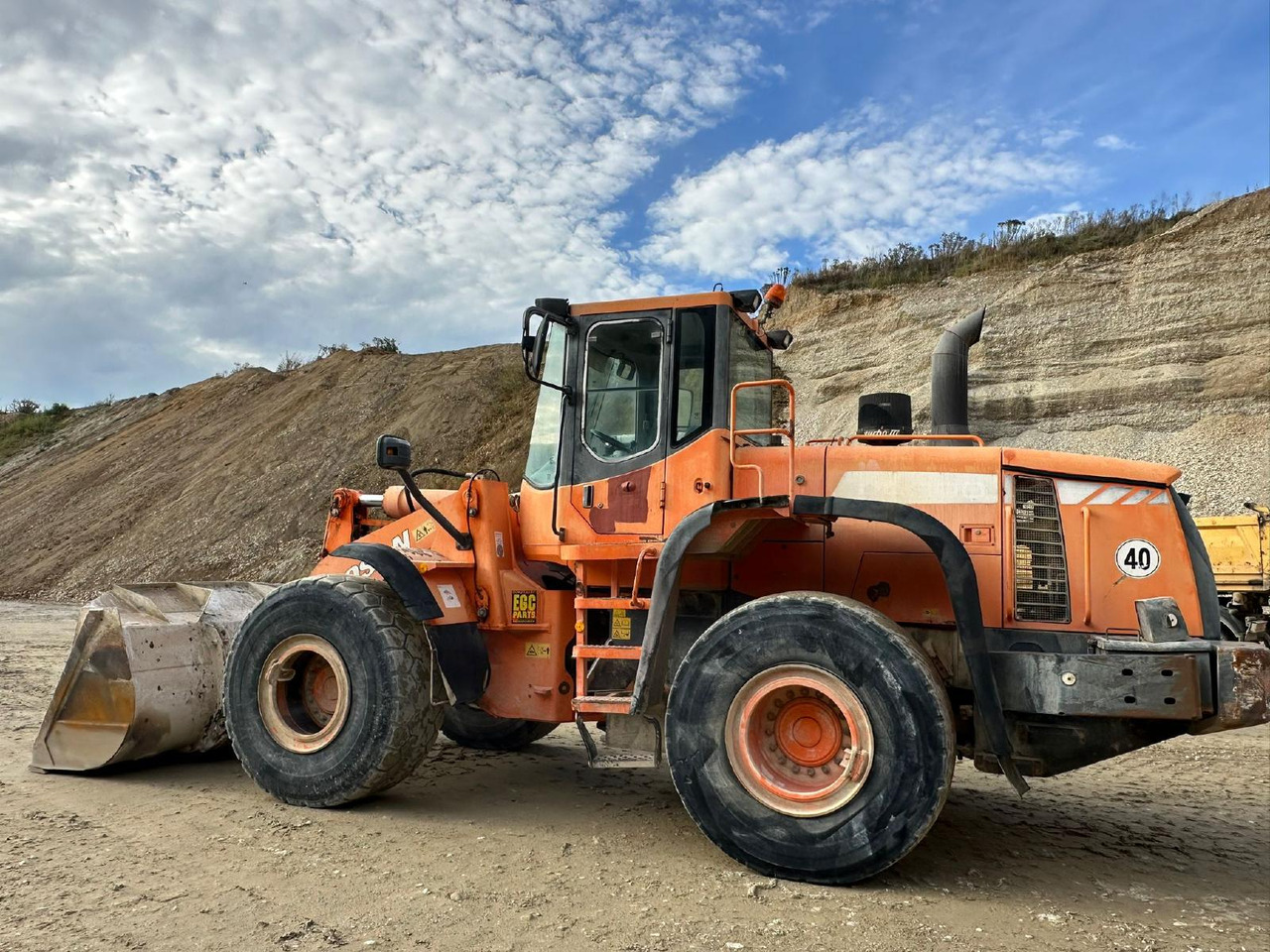 Doosan DL 300 - Натоварувач на тркала: слика 2 Doosan DL 300 - Натоварувач на тркала: слика 2