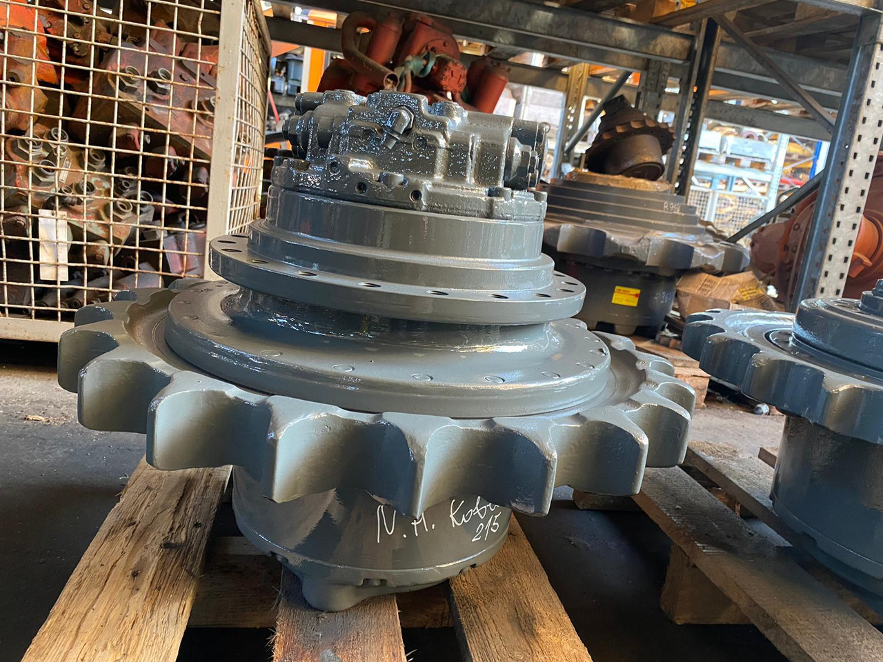 Fiat-Kobelco E 215 - Конечен редуктор за Градежна машина: слика 1 Fiat-Kobelco E 215 - Конечен редуктор за Градежна машина: слика 1