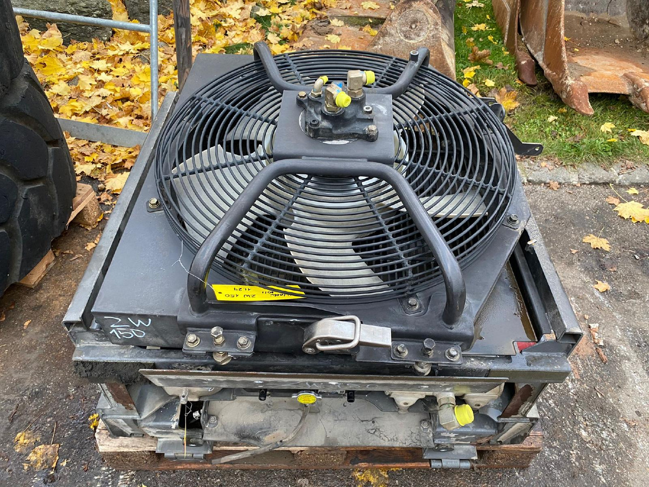 Hitachi ZW 150 - Систем за ладење за Градежна машина: слика 3 Hitachi ZW 150 - Систем за ладење за Градежна машина: слика 3