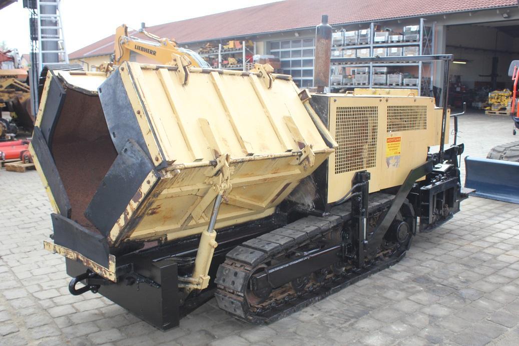 Ingersoll Rand - Асфалтен поплочувач: слика 1 Ingersoll Rand - Асфалтен поплочувач: слика 1