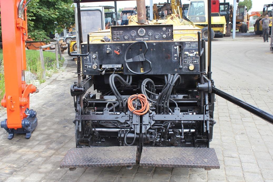 Ingersoll Rand - Асфалтен поплочувач: слика 4 Ingersoll Rand - Асфалтен поплочувач: слика 4