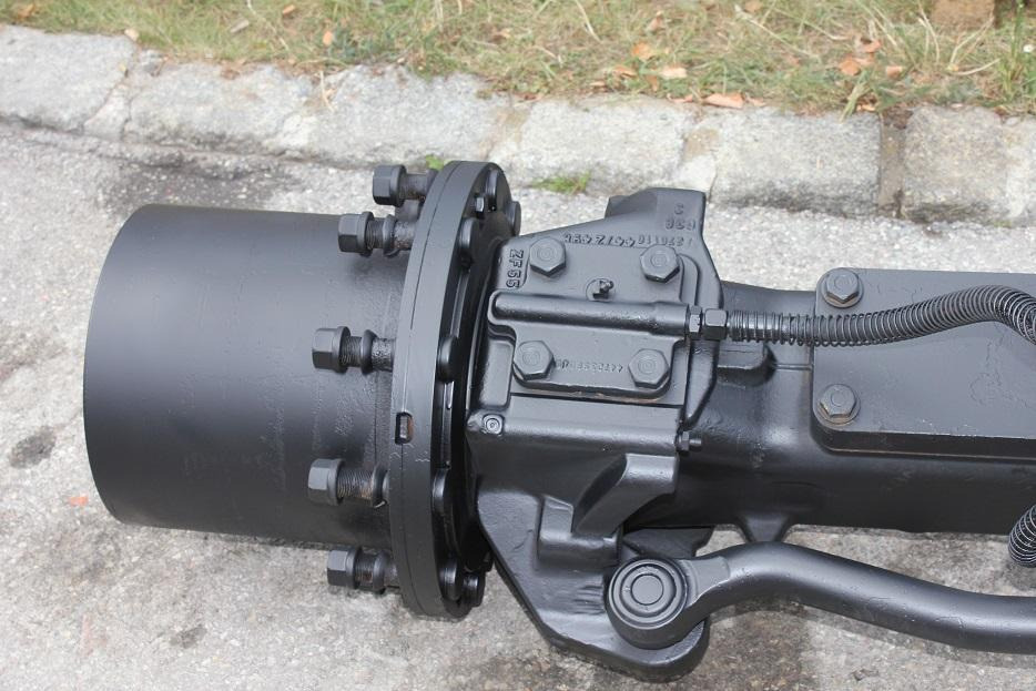 JCB JS 175 W/ ZF 3060 - Оска и делови за Градежна машина: слика 5 JCB JS 175 W/ ZF 3060 - Оска и делови за Градежна машина: слика 5