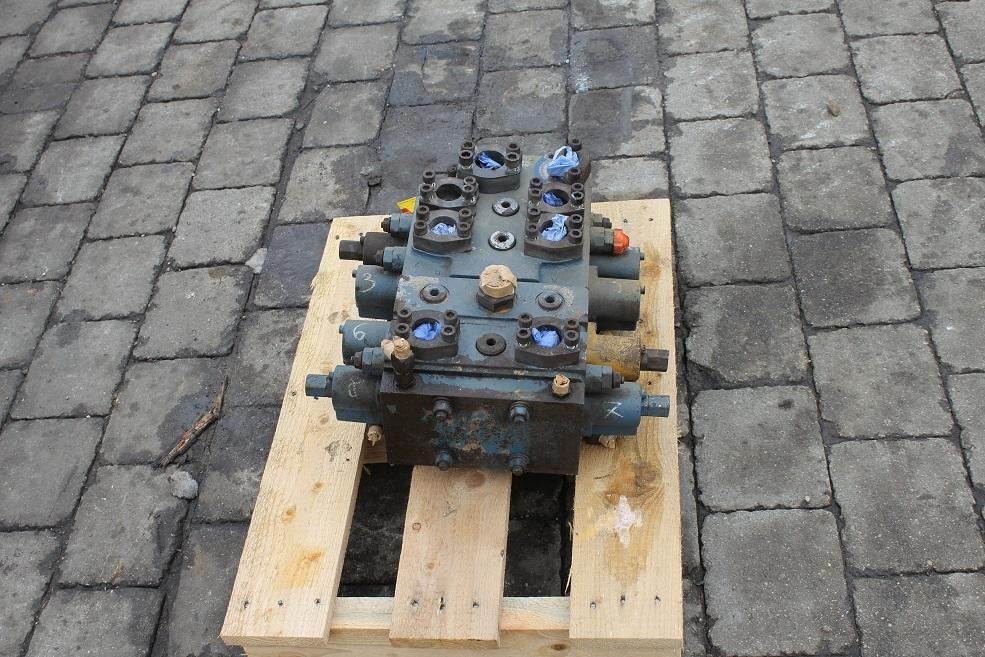 Liebherr 574 - Хидрауличен вентил за Градежна машина: слика 5 Liebherr 574 - Хидрауличен вентил за Градежна машина: слика 5